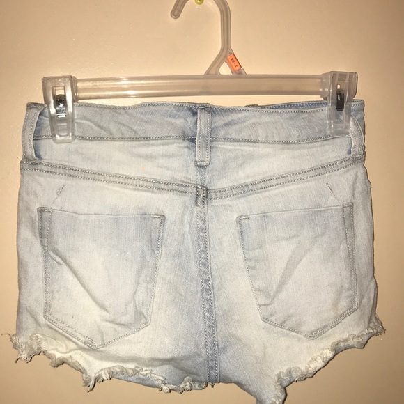 HIGH RISE DENIM SHORTS PERFECT CONDITION - Picture 2 of 3
